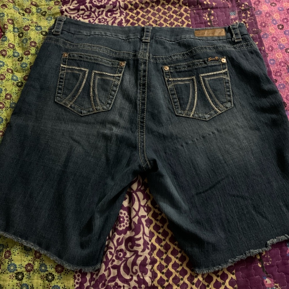 Seven jean shorts size 20